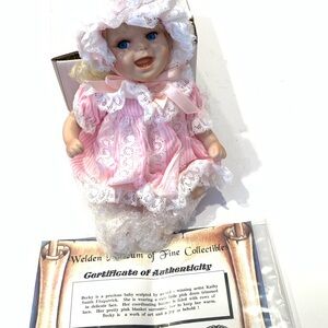 Vintage 1996 Weldon Collectible Becky Pink White Porcelain Doll Certificate NEW